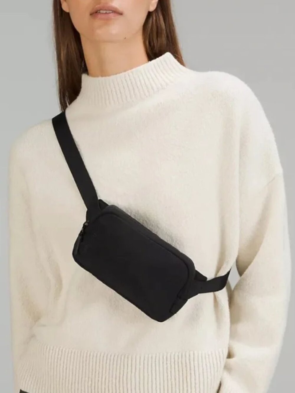 NWT Lululemon Mini Belt Bag (Black)